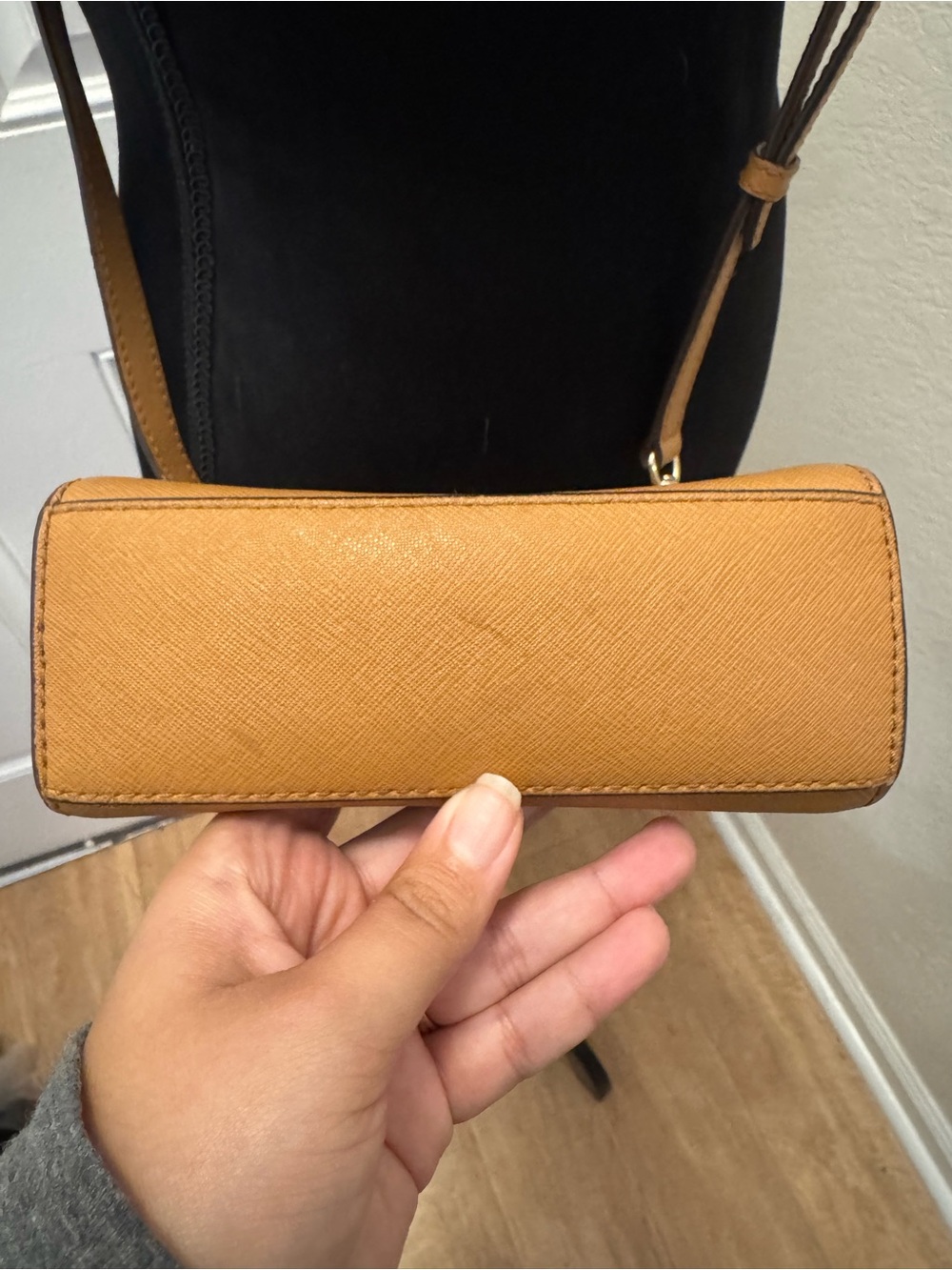 Michael Kors Tan Saffiano Leather Crossbody with Gold Hardware - Picture 9 of 15